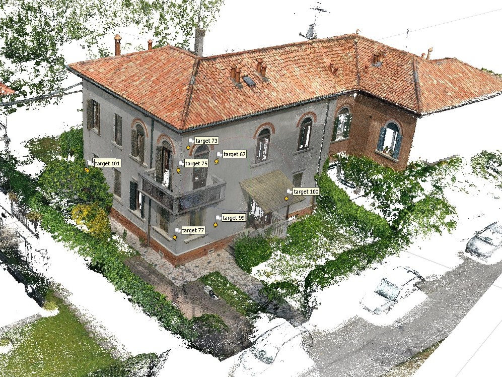 Villa al Lido di Venezia rilevata con laser scanner e drone, nuvola di punti a colori